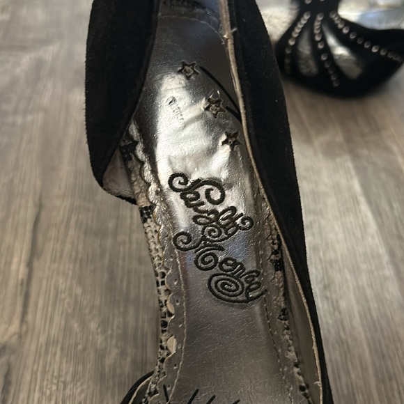 Naughty Monkey High Heels Black Studded 5” heel cutout open toe snake print toe - Picture 7 of 8